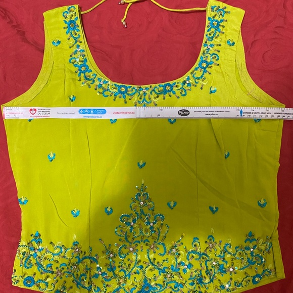Indian / Pakistani Lengha Lime green and Blue - Size 6 - Picture 12 of 13